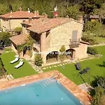 Luxury Among Vineyards * Arezzo