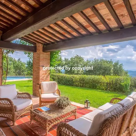 Luxury Among Vineyards Holiday home